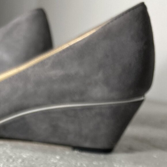 Talbots SZ 5 Laney Buckle Gray suede leather wedge shoe office dressy comfy - Picture 6 of 9